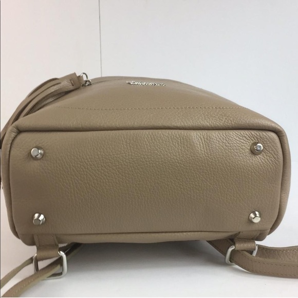 Valentina made in Italy pebble leather backpack - Picture 5 of 8